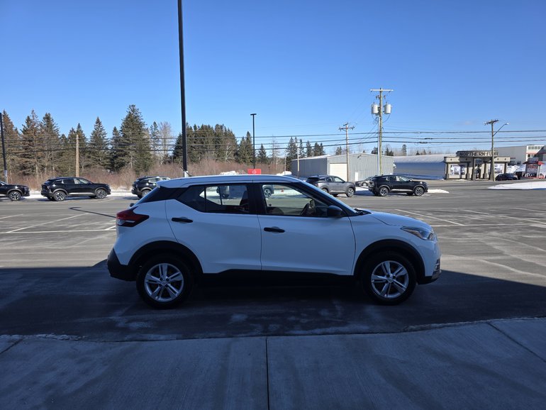 2020 Nissan Kicks