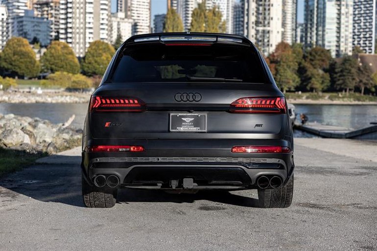 2023 Audi SQ7