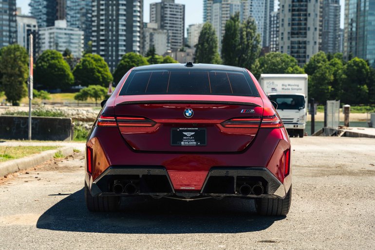 2025 BMW M5