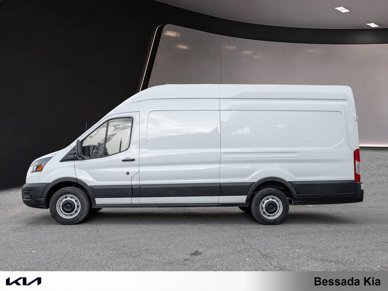 2023 Ford Transit Cargo Van