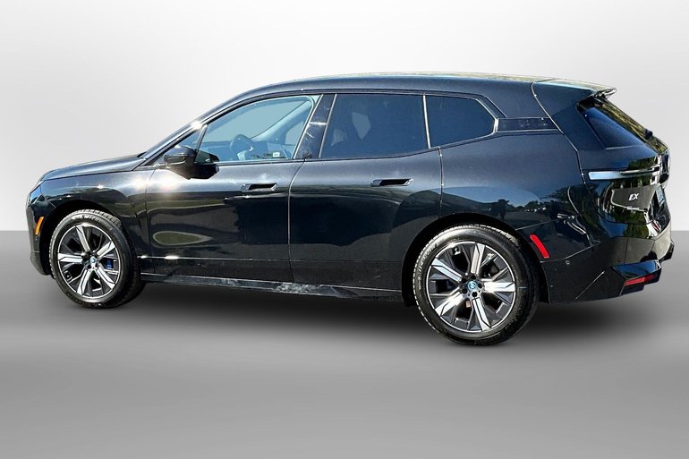 2023 BMW iX