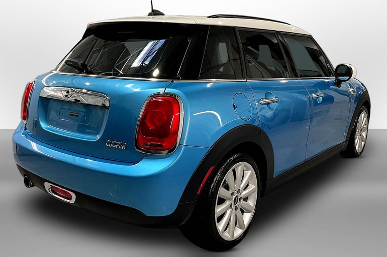 2017 MINI Cooper