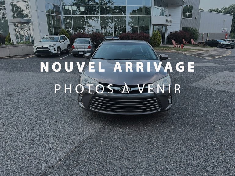 2017 Toyota Camry LE + SEULEMENT 62884 KM