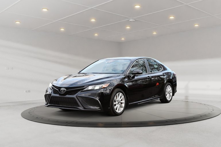 Toyota Camry SE + SIEGES CHAUFFANT + CAMERA DE RECUL 2021