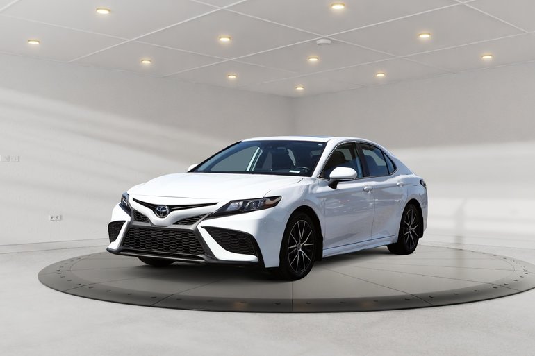 Toyota Camry SE UPGRADE + CUIR + TOIT OUVRANT 2023