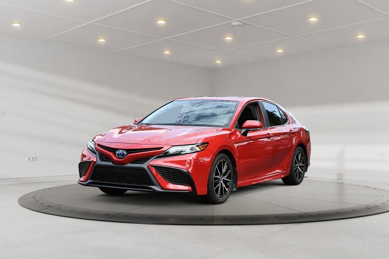 Toyota Camry HYBRIDE + SE + TOIT OUVRANT+ 23594 KM 2023