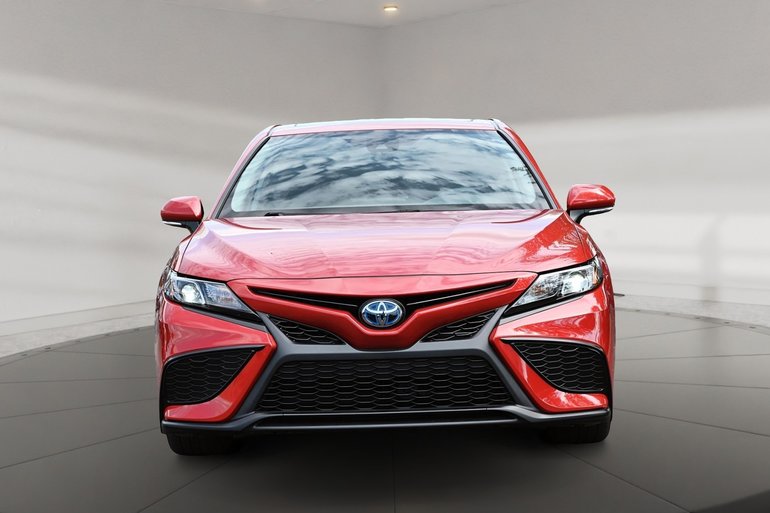 2023 Toyota Camry Hybrid