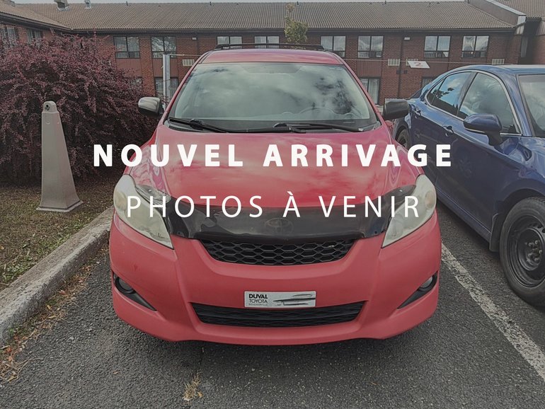 Toyota Matrix + MAGS + AIR CLIMATISÉ + AUTOMATIQUE + WOW! 2009