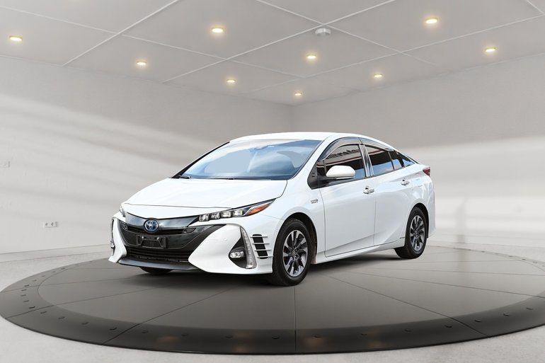 2022 Toyota PRIUS PRIME UPGRADE