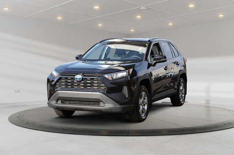 2022 Toyota RAV4 Hybrid LE