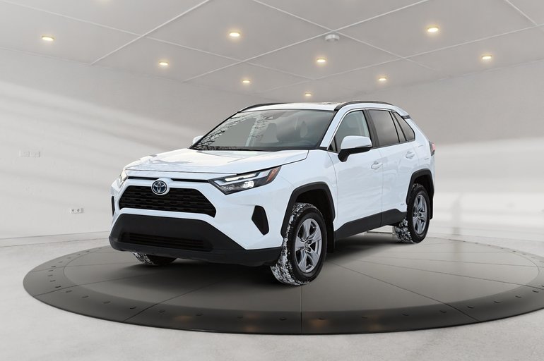 Toyota RAV4 Hybrid XLE 2023