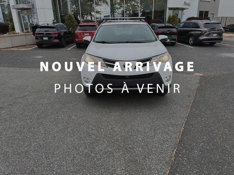 2013 Toyota RAV4 XLE + TOIT OUVRANT