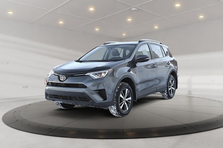 Toyota RAV4 LE 2018