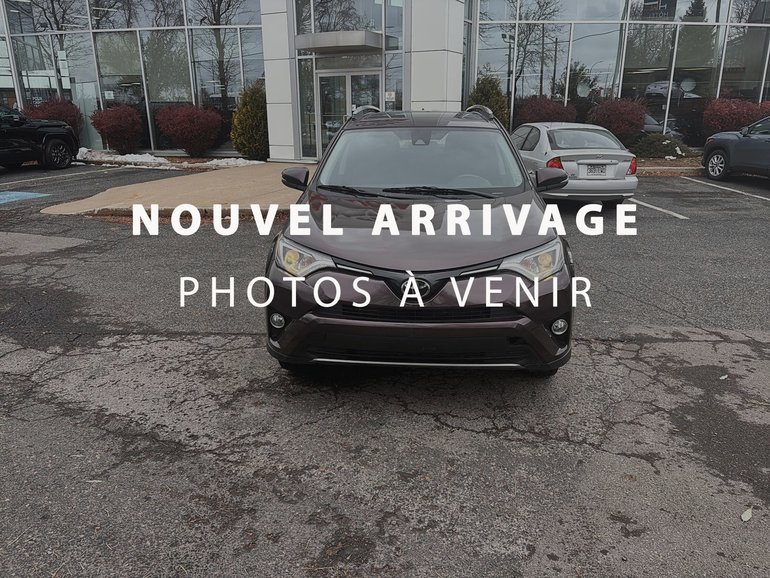 Toyota RAV4 XLE + TOIT OUVRANT + SIEGES CHAUFFANT 2018