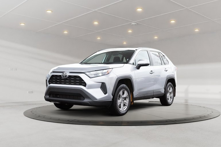 Toyota RAV4 XLE 2021