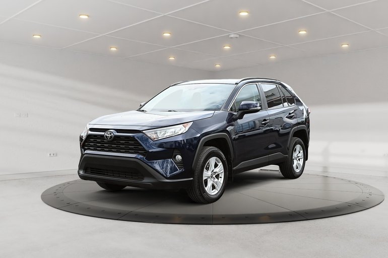 2021 Toyota RAV4 XLE + TOIT OUVRANT + TRACTION INTEGRALE