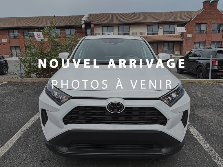 2025 Toyota RAV4 LE AWD + CARPLAY + CAMERA + SIÈGES CHAUFFANTS
