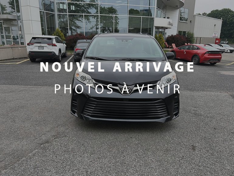 2020 Toyota Sienna LE + 8 PASSAGERS + UN PROPRIETAIRE