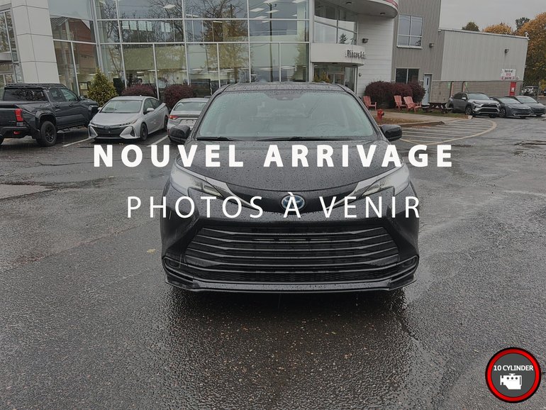Toyota Sienna LE + TRACTION INTEGRALE + 8 PASSAGERS 2022