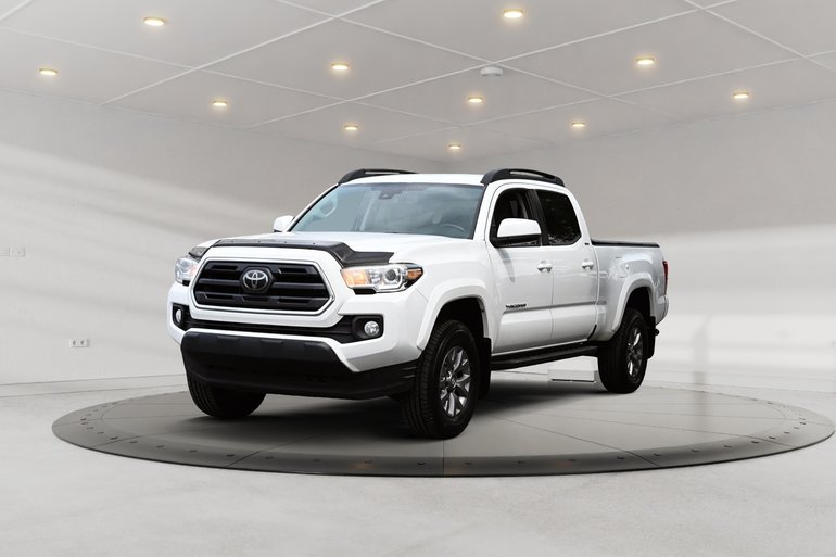 Toyota Tacoma SR5 + V6 + 4 X 4 + DOUBLE CAB 2019