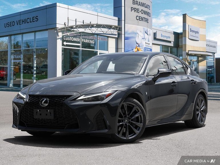 2023 Lexus IS