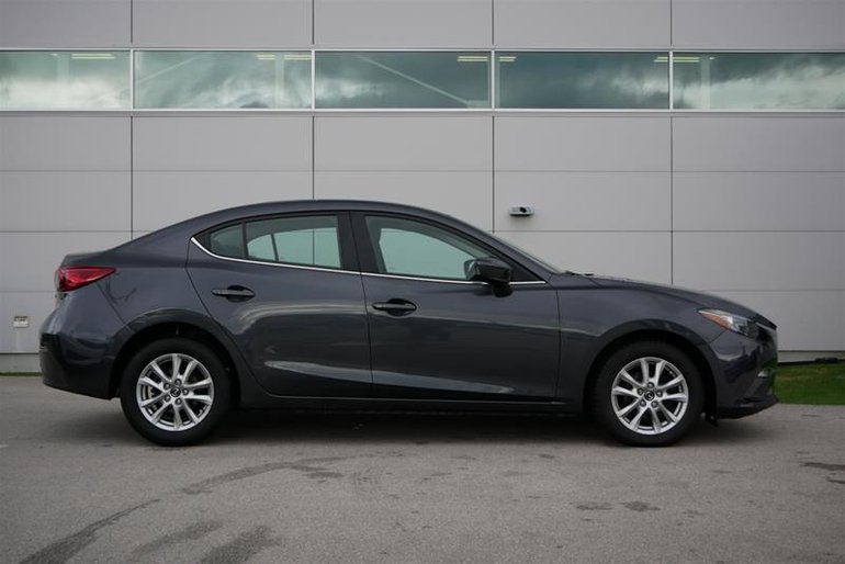 2016 Mazda Mazda3