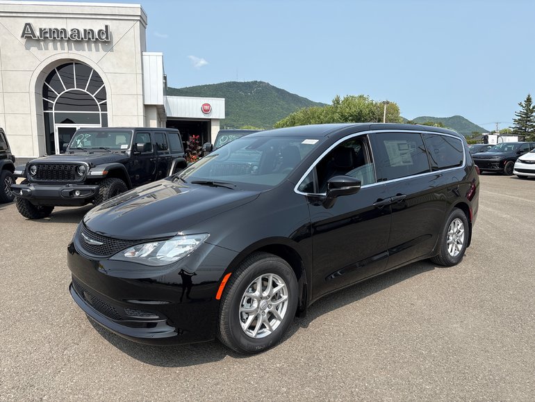 2025 Chrysler Grand Caravan