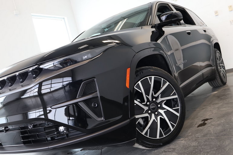 2025 Jeep Wagoneer S