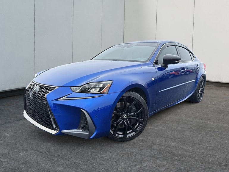 2020 Lexus IS