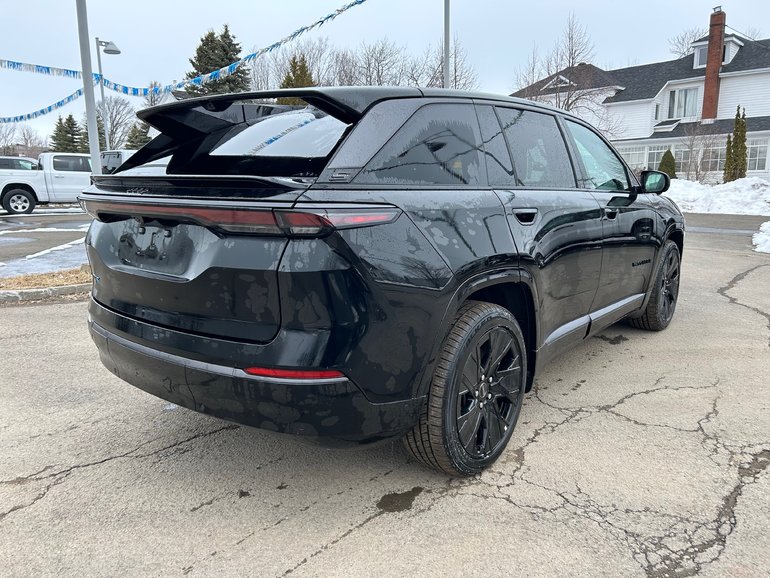 2024 Jeep Wagoneer S
