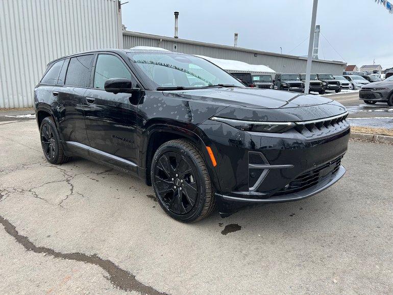 2024 Jeep Wagoneer S