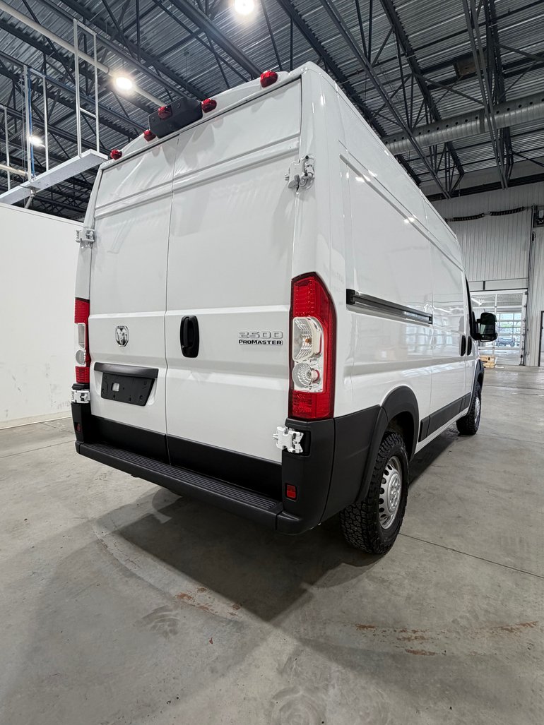 2025 Ram ProMaster Cargo Van