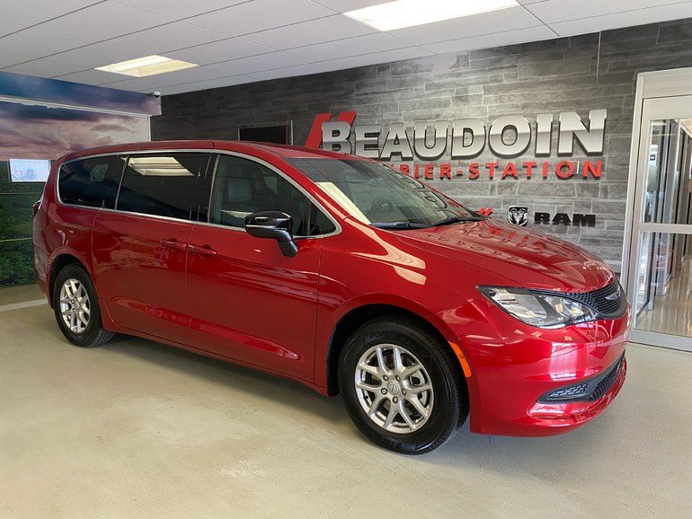 2025 Chrysler Grand Caravan