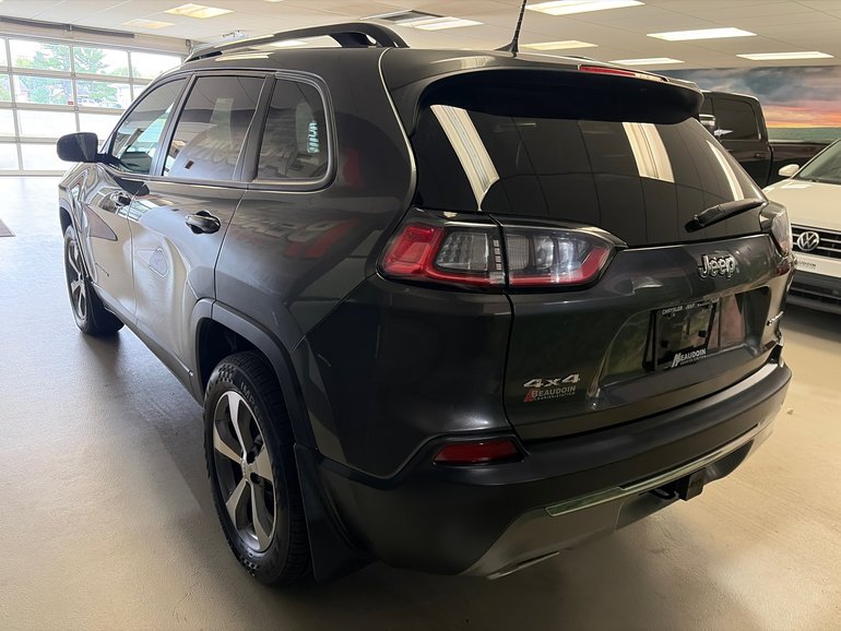 2022 Jeep Cherokee