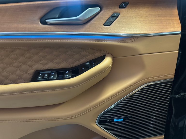 2023 Jeep GRAND CHEROKEE SUMMIT 4XE