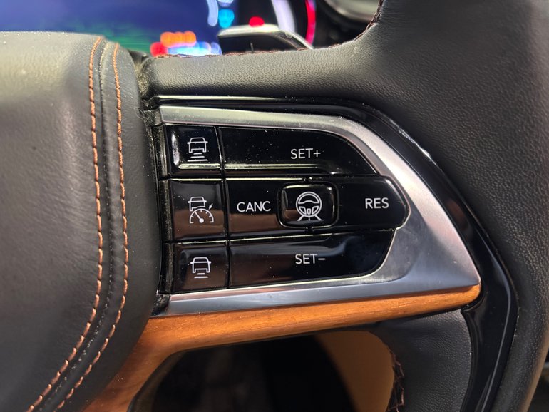 2023 Jeep GRAND CHEROKEE SUMMIT 4XE