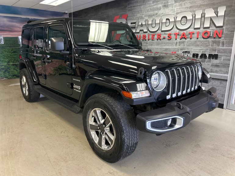 2021 Jeep WRANGLER UNLIMITED SAHARA