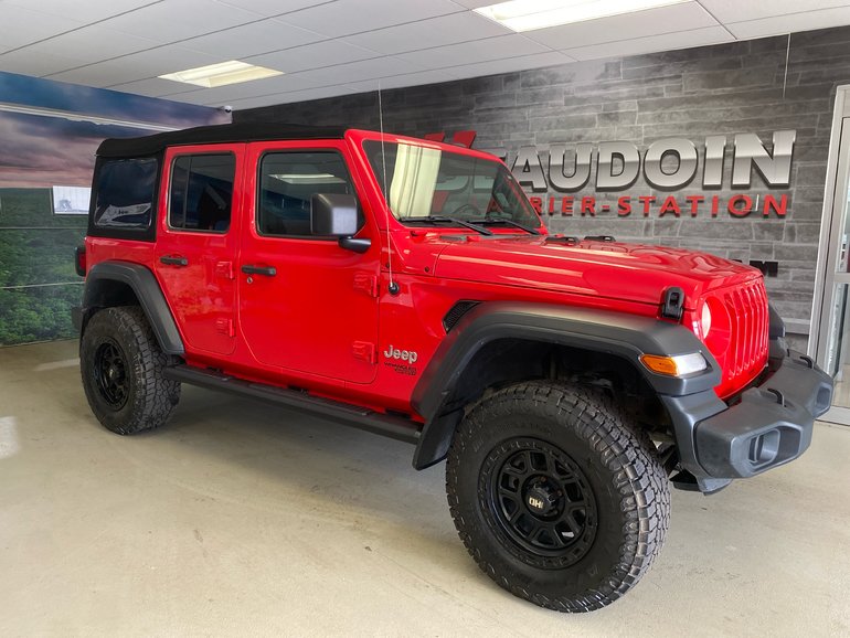 2018 Jeep WRANGLER UNLIMITED SPORT