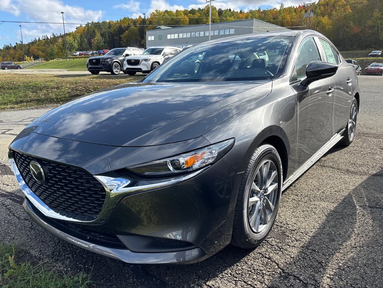 MAZDA 3 GX AUTO (EXTRA MACHINE GREY PAINT) AUTO 2025