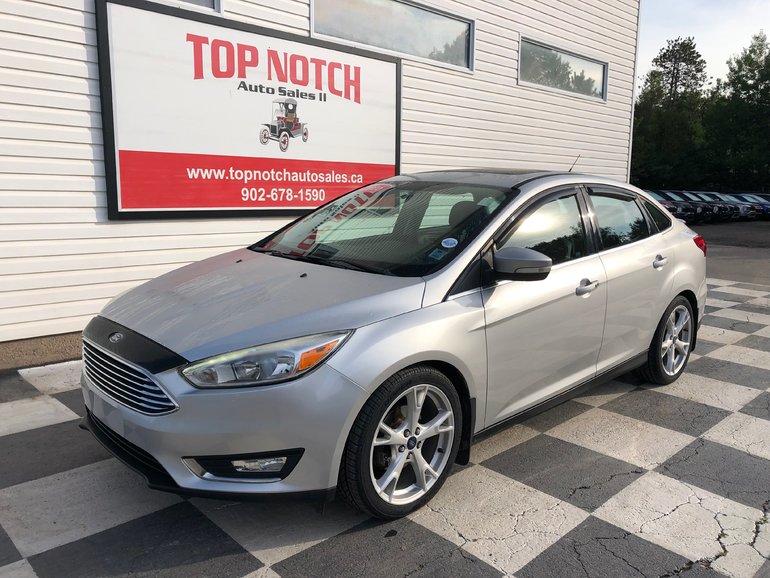 2016 Ford Focus titanium