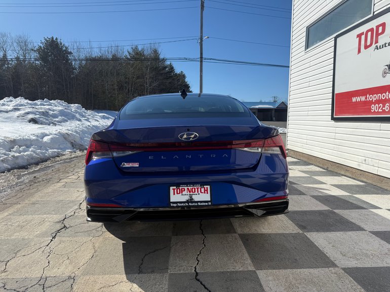 2021 Hyundai ELANTRA SEL