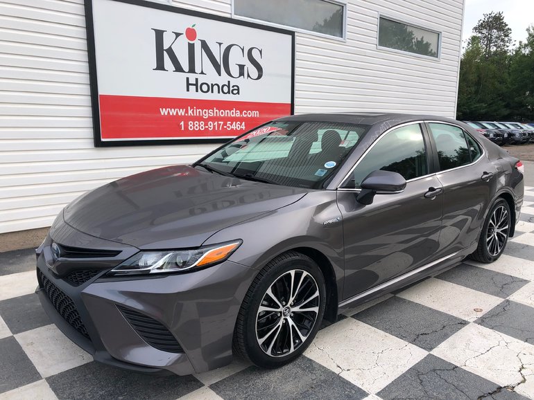 2020 Toyota Camry Hybrid