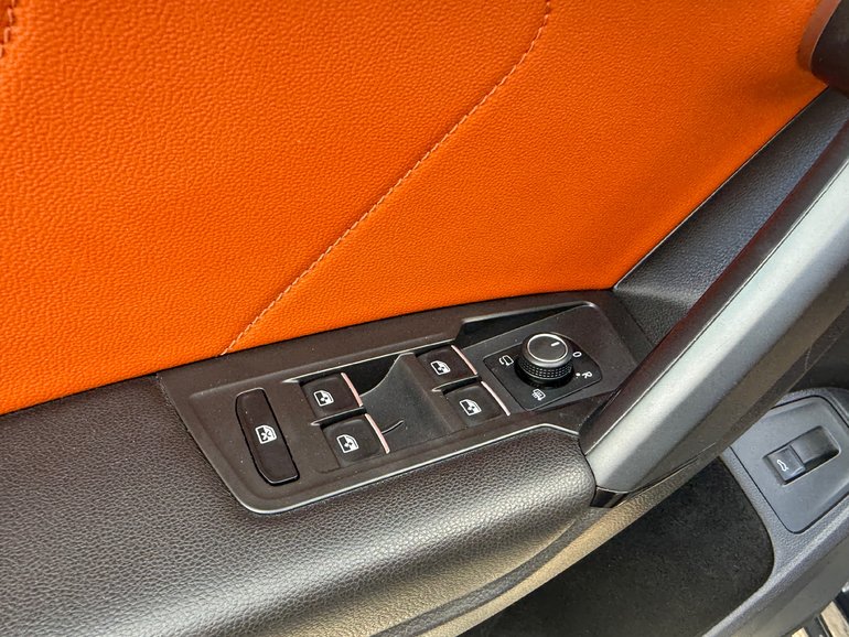 2019 Volkswagen TIGUAN SEL