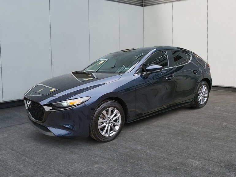 2022  Mazda3 Sport GX