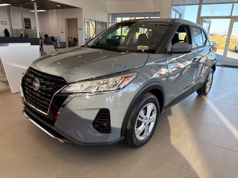2025 Nissan Kicks Play