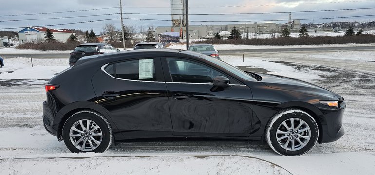 Mazda3 Sport GX 2025