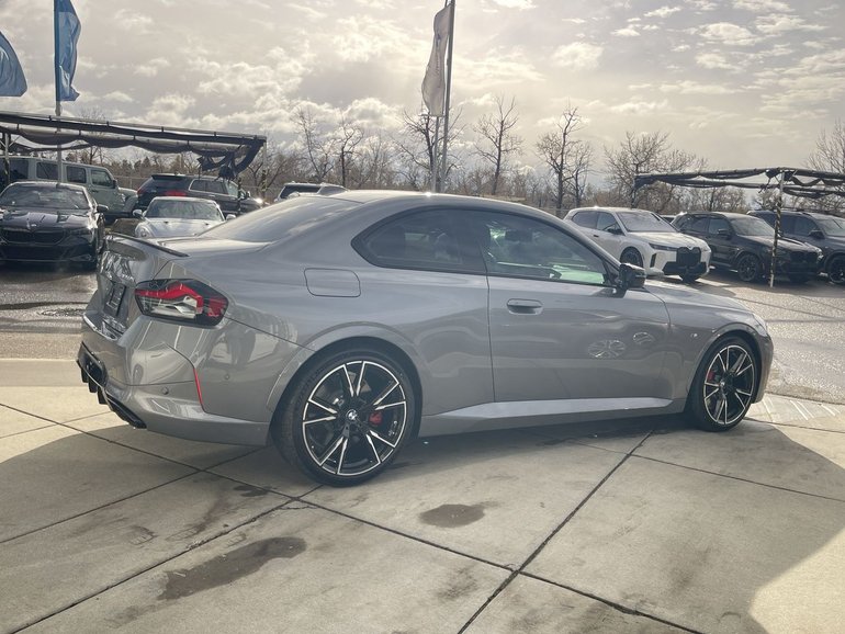 2025 BMW M240i