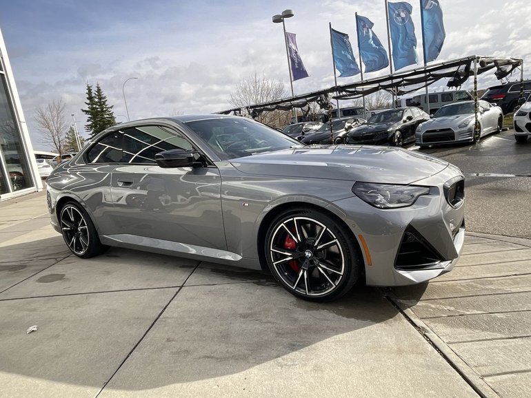 2025 BMW M240i