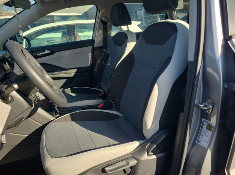 2025 Volkswagen Taos