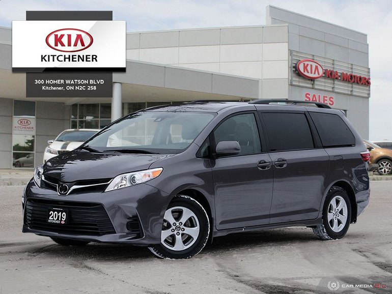 Used 2018 Toyota Sienna Le 8 Passenger V6 One Owner For Sale 27599 0 Kitchener Kia
